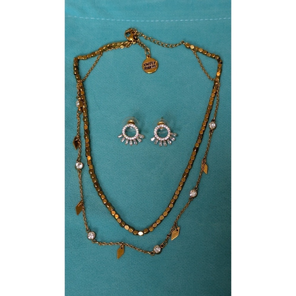 Kinsley‎ Armelle Maya Necklace and Finley Earrings in gold